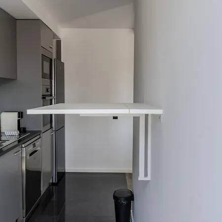 Apartmán The Locomotive Flat By House And People