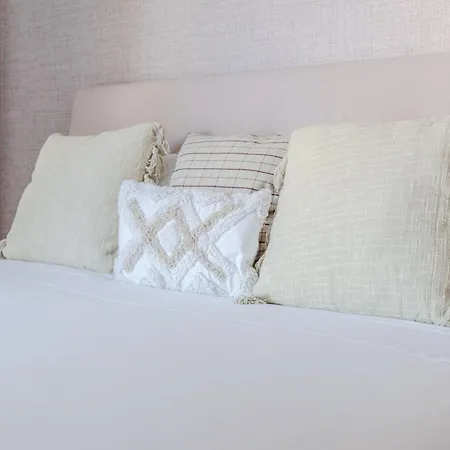 The Locomotive Flat By House And People Апартаменты *