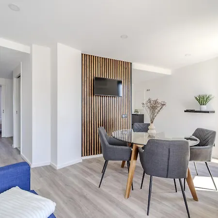 Apartmán The Locomotive Flat By House And People