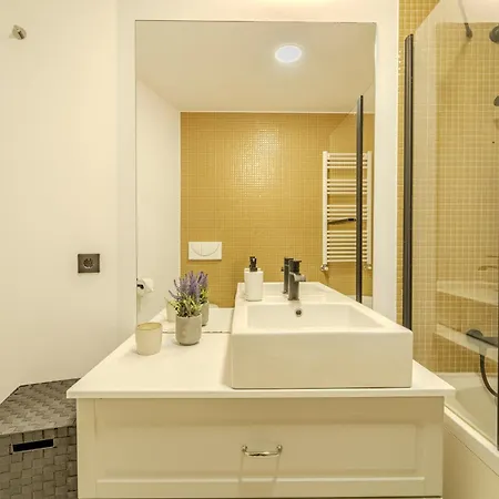 Apartmán The Locomotive Flat By House And People *