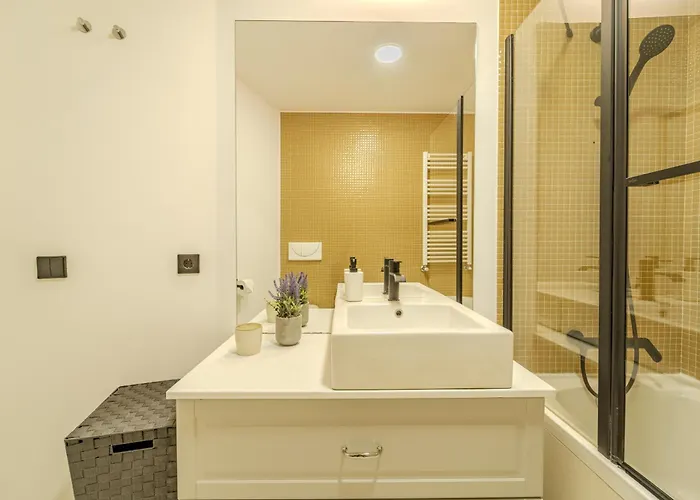 Appartement The Locomotive Flat By House And People *