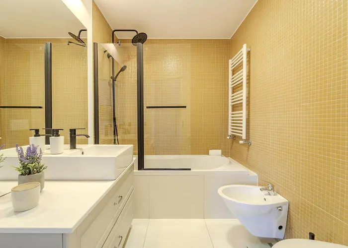 The Locomotive Flat By House And People *